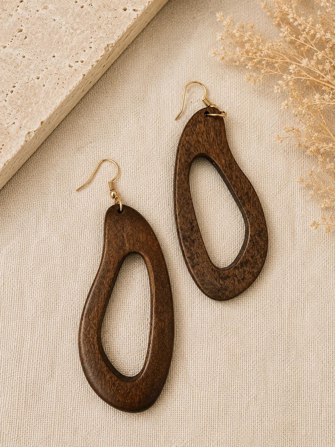 Natural Wood Boho Jewelry Set, Earrings and Bracelet, Earthy Style - Image 4