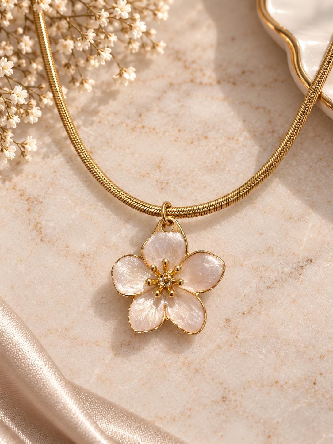 White Flower Necklace, Gold Floral Pendant Necklace, Delicate Botanical Jewelry, Elegant Statement Necklace, Gift for Her, Romantic Jewelry - Image 3