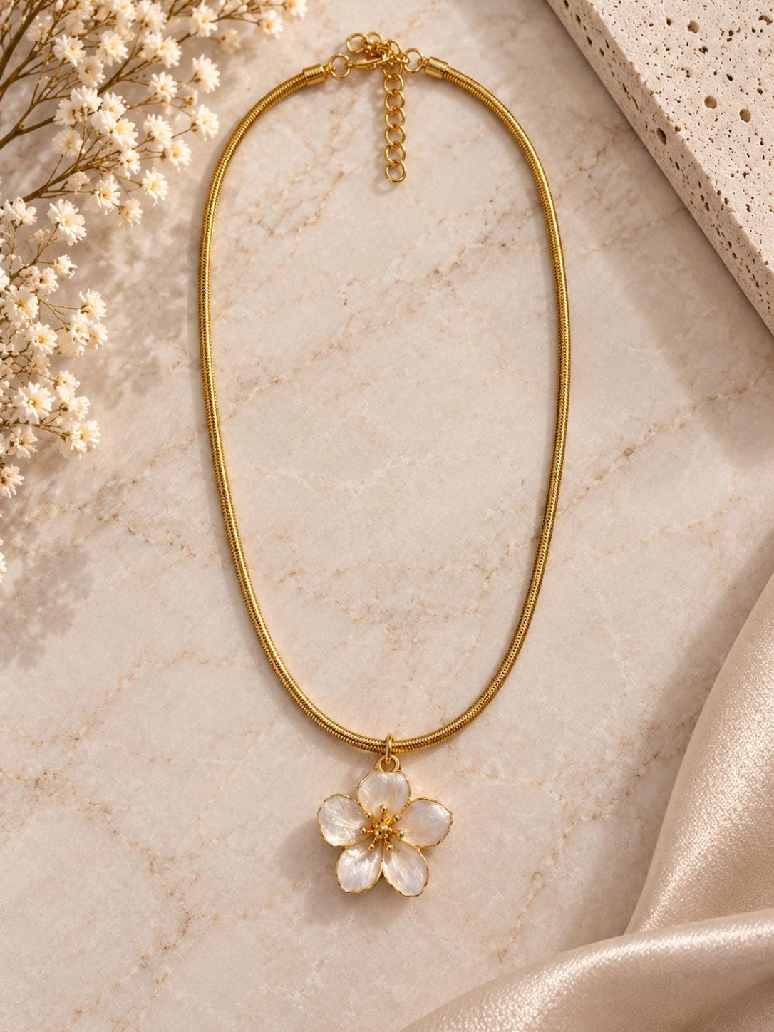 White Flower Necklace, Gold Floral Pendant Necklace, Delicate Botanical Jewelry, Elegant Statement Necklace, Gift for Her, Romantic Jewelry - Image 4